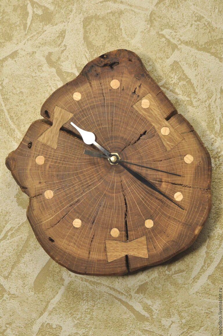 30 Unique and Creative Wooden Clock Design Ideas •