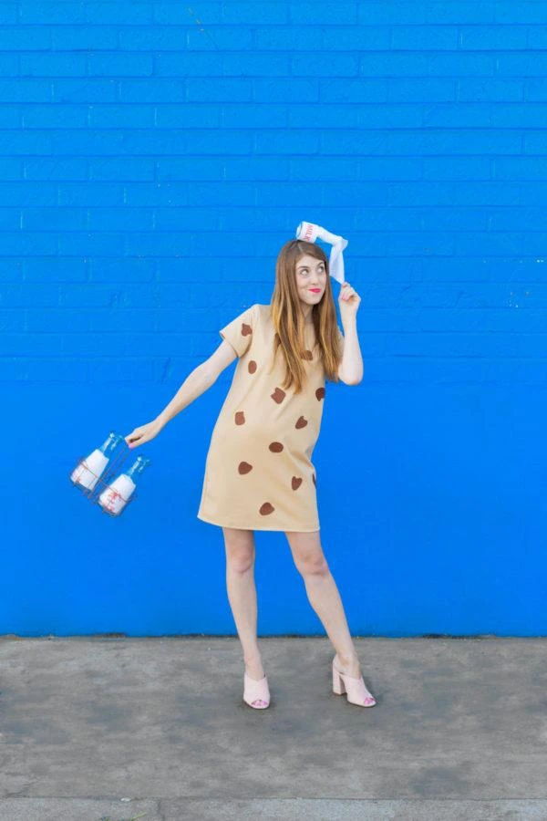 A Cookie Outfit with Felt Chocolate Chips — photo