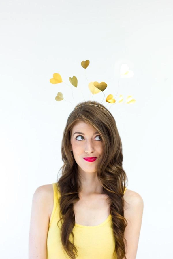 A Heart-of-Gold Headpiece — photo