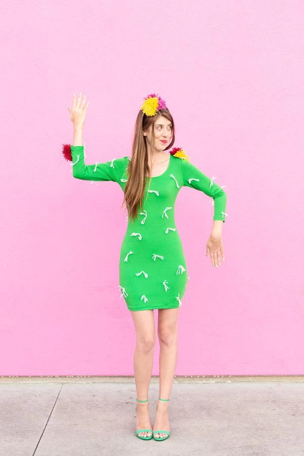 Green Outfit with Cactus Spines — photo